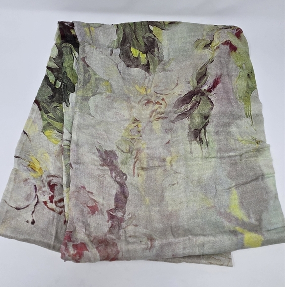 BLANK LONDON WATER COLOR FLORAL INFINITY SCARF 100% MODAL GREEN YELLOW WOMEN OS - Picture 11 of 12